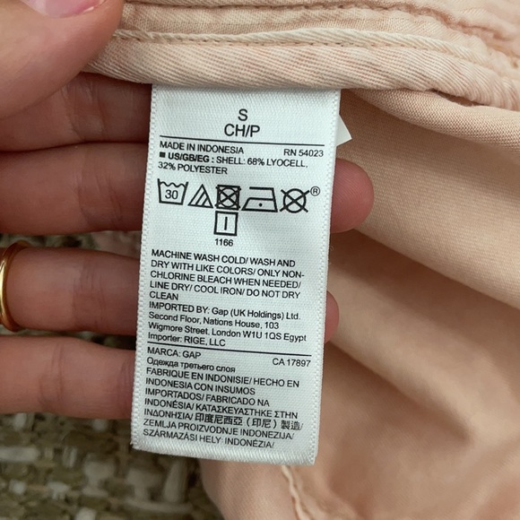 Gap Jacket - Picture 7 of 7